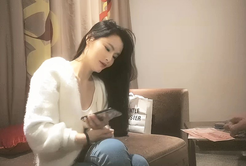 131美女爱做视频_《国产视频一二》高清字幕完整播放